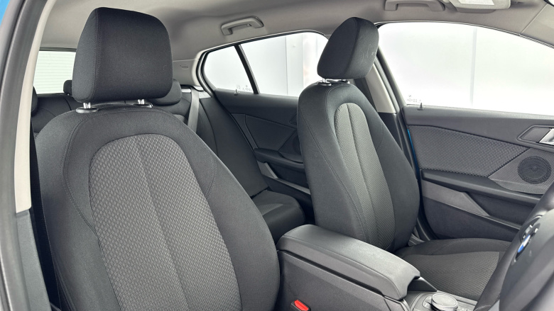 BMW 1 Series 118i SE 5dr Petrol Hatchback